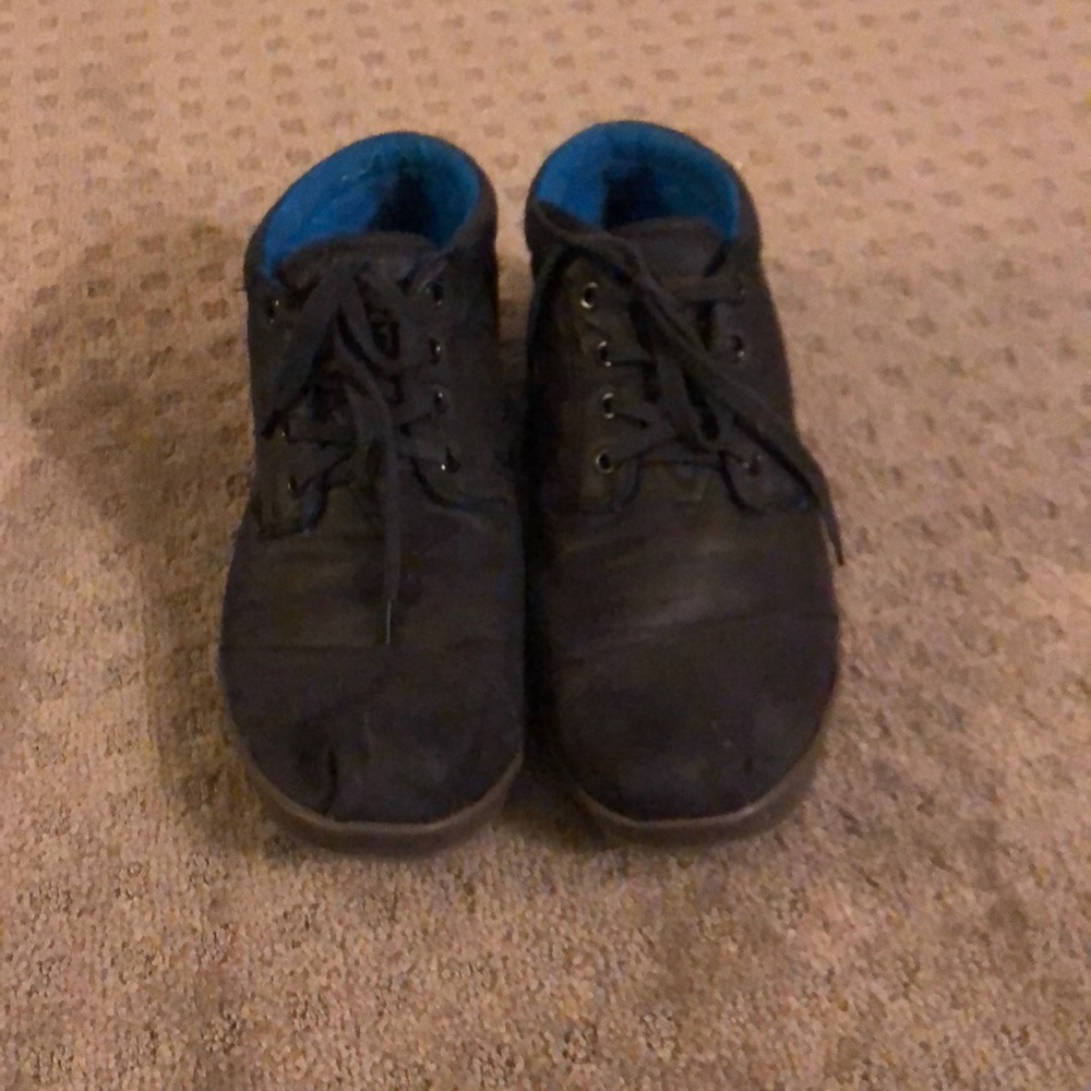 Men’s Toms used size 12
